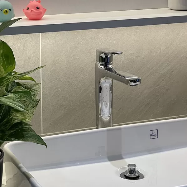 Vòi chậu lavabo nước lạnh INAX LFV-22SH